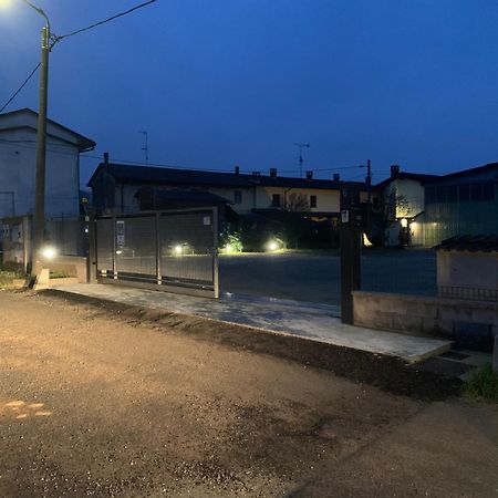 B&B dalLo Zio Ottobiano Bagian luar foto