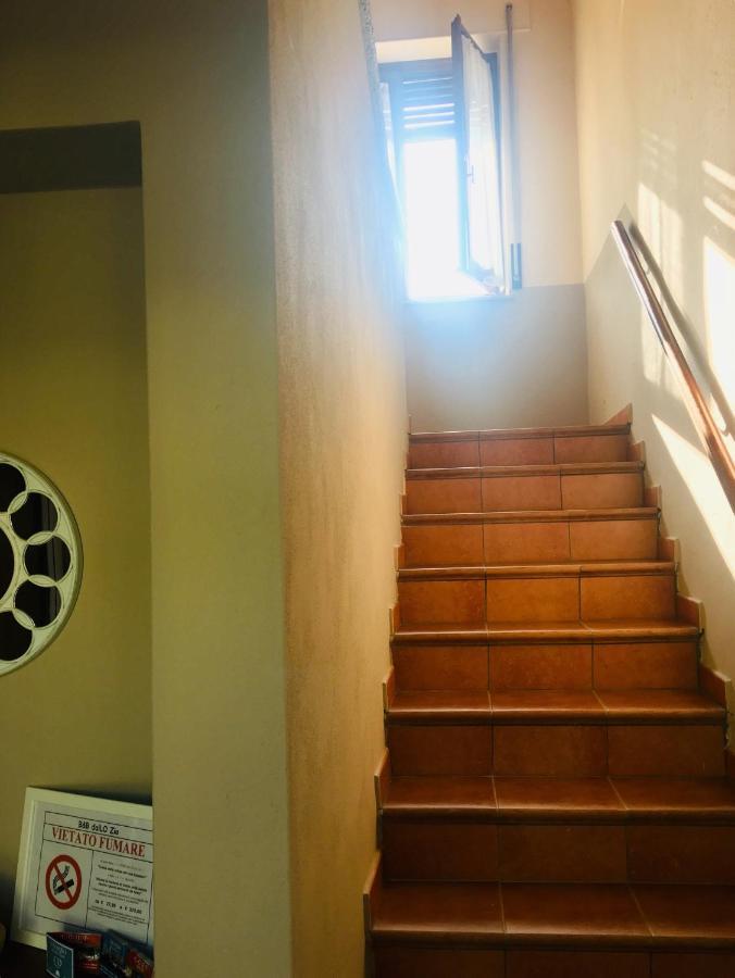 B&B dalLo Zio Ottobiano Bagian luar foto