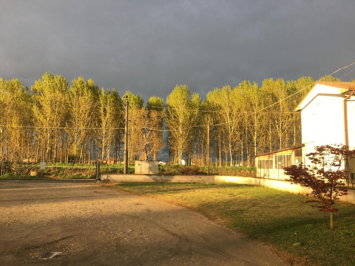 B&B dalLo Zio Ottobiano Bagian luar foto