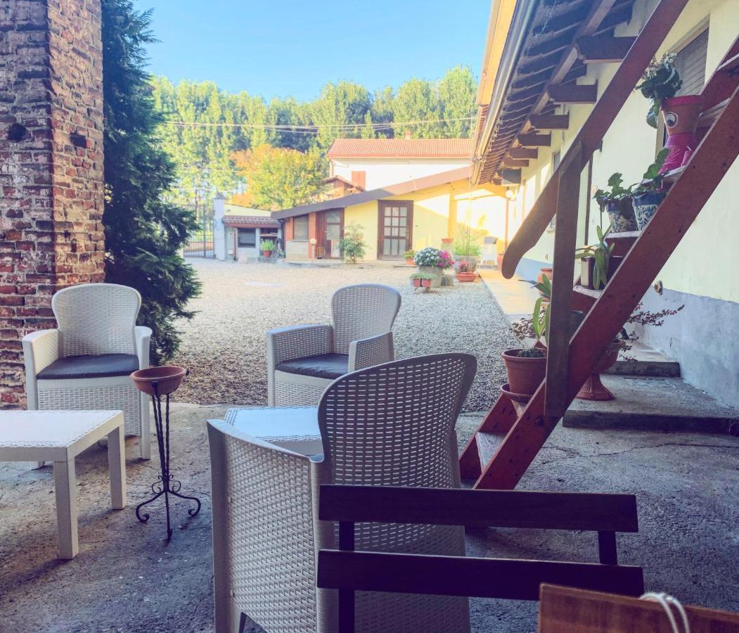 B&B dalLo Zio Ottobiano Bagian luar foto